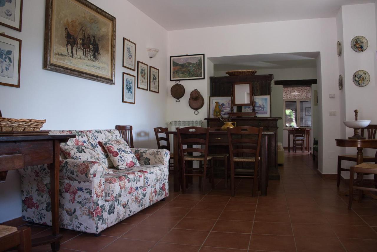 Agriturismo Il Casaletto Montefranco Ngoại thất bức ảnh
